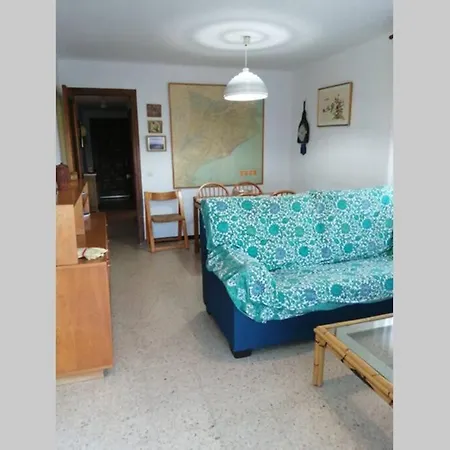 Con Terraza En La Playa De La Fosca